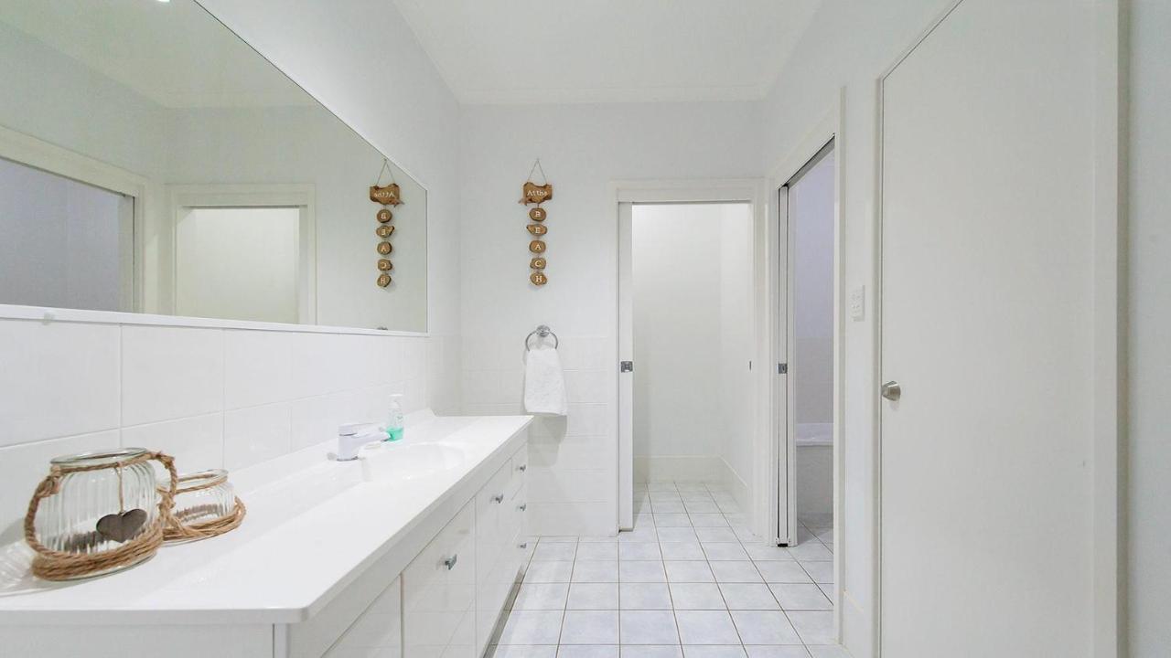 Dutchie'S Sand & Sea Beach House - Easy Walk To The Beach Nelson Bay Luaran gambar