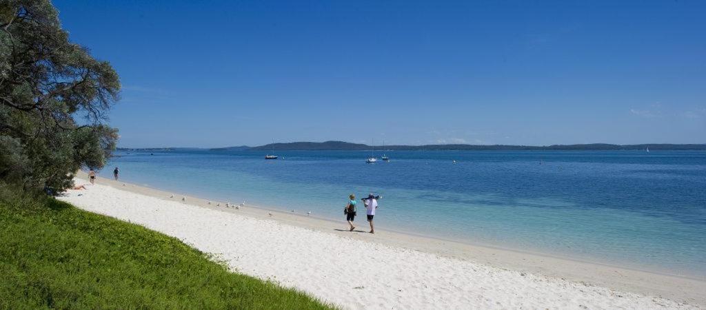 Dutchie'S Sand & Sea Beach House - Easy Walk To The Beach Nelson Bay Luaran gambar